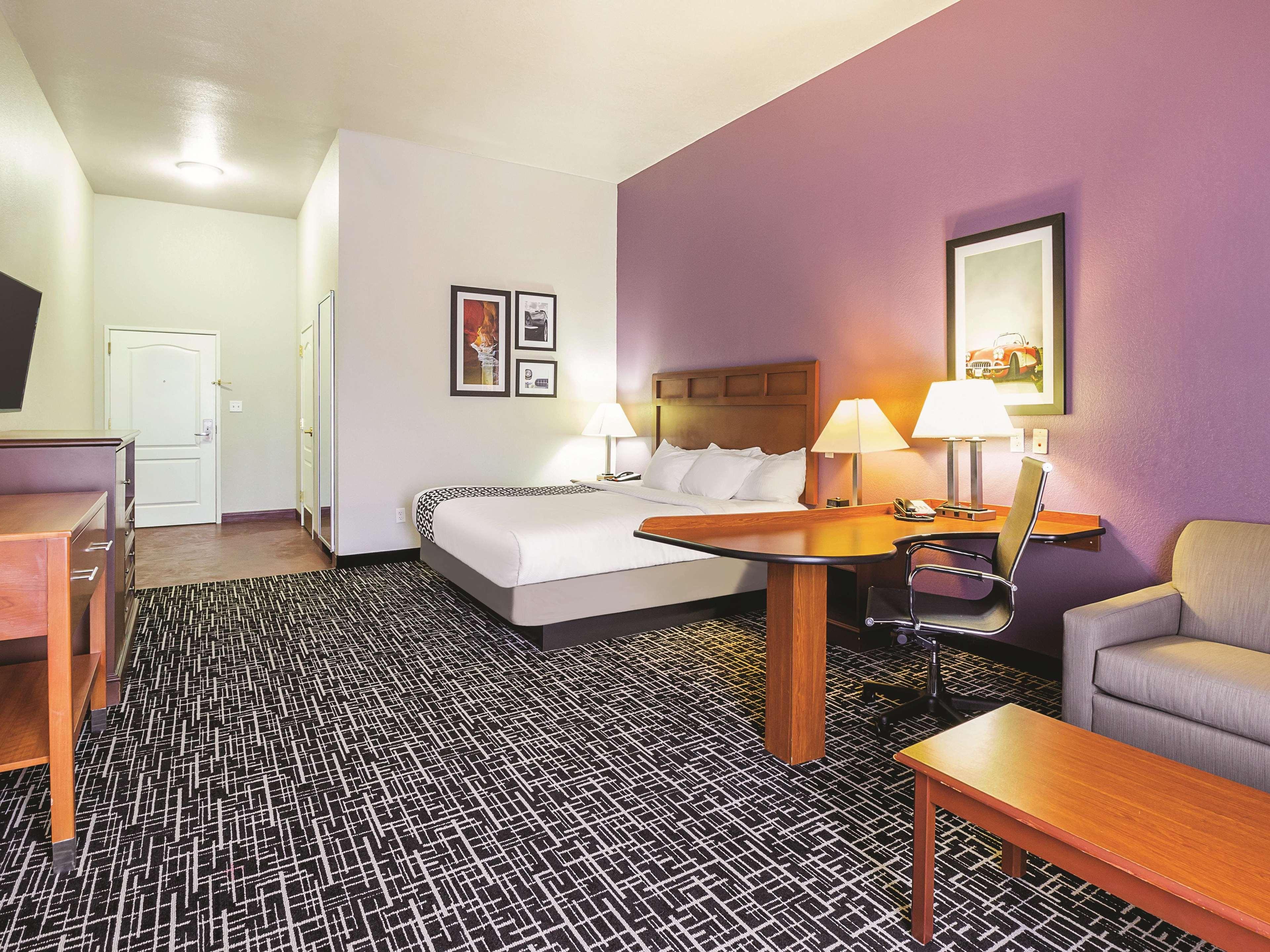 La Quinta By Wyndham Bowling Hotel 3*
