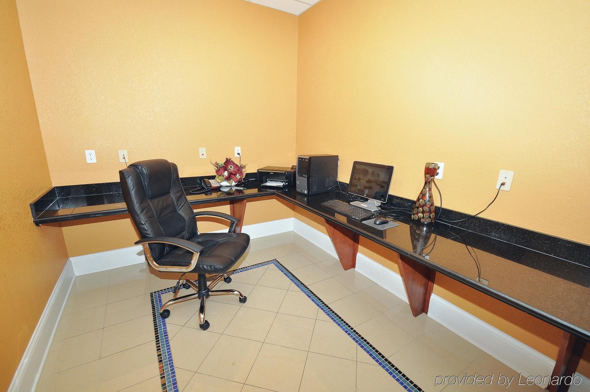 La Quinta By Wyndham Bowling 3*