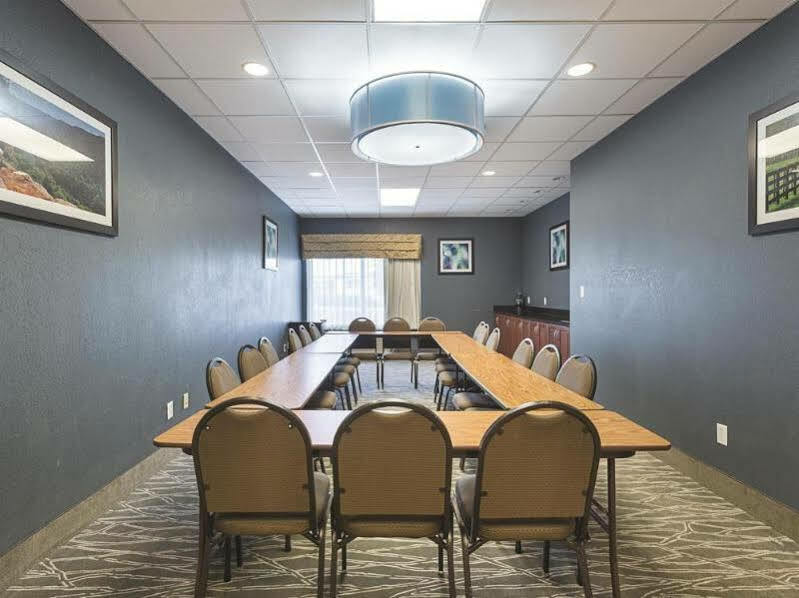 La Quinta By Wyndham Bowling 3*